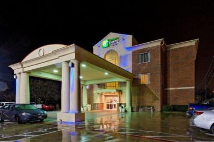 Holiday Inn Express  Suites San Antonio South Texas